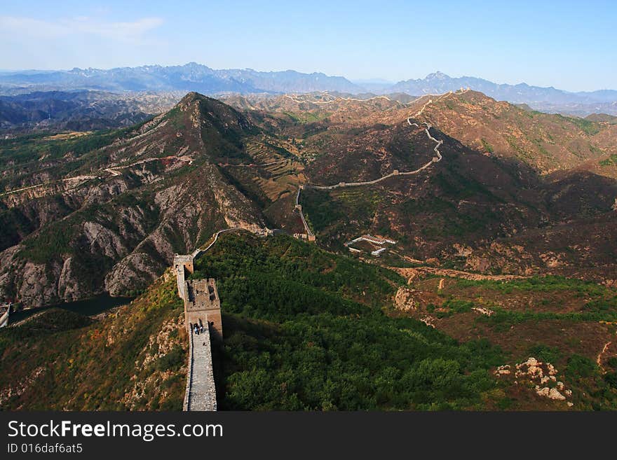 The Simatai Great Wall is celebrated for its steepness, queerness and intactness. The main tourist attractions include the Stairway to Heaven, the Fairy Tower, the Heaven Bridge and the Wangjinglou Tower.