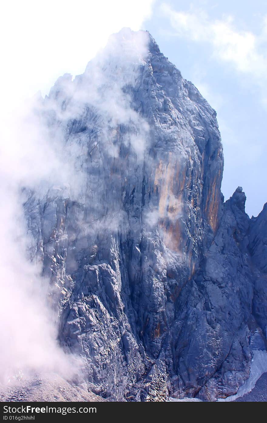 SONY DSLR A700 jokul snow mountain in china geography nature landscape cloud sky travel asia YuLong snow mountain