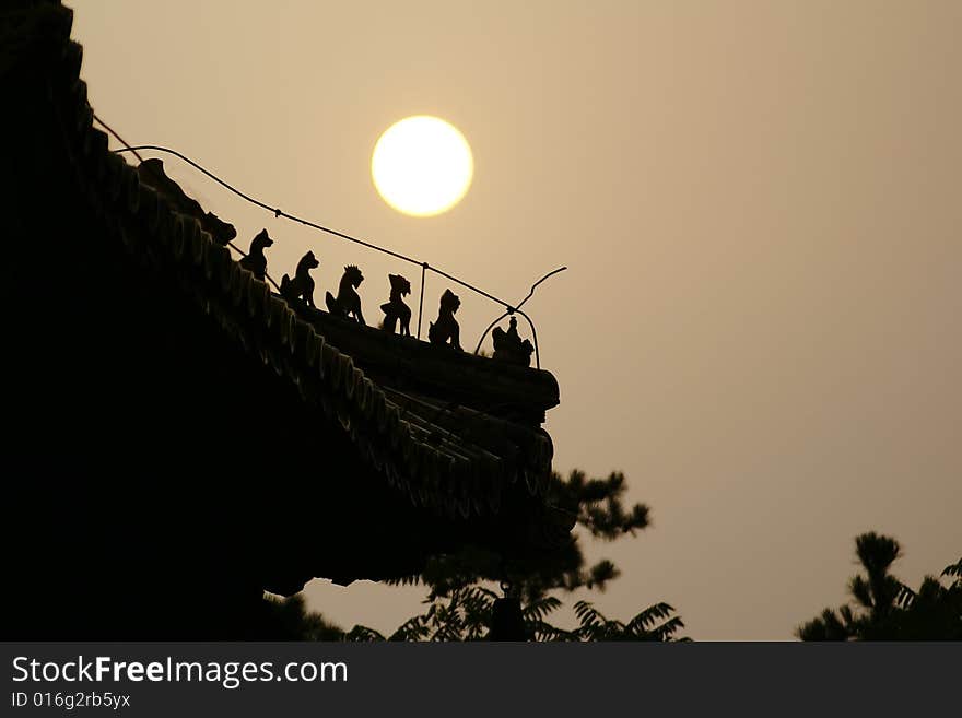 The sunset in Lama Temple