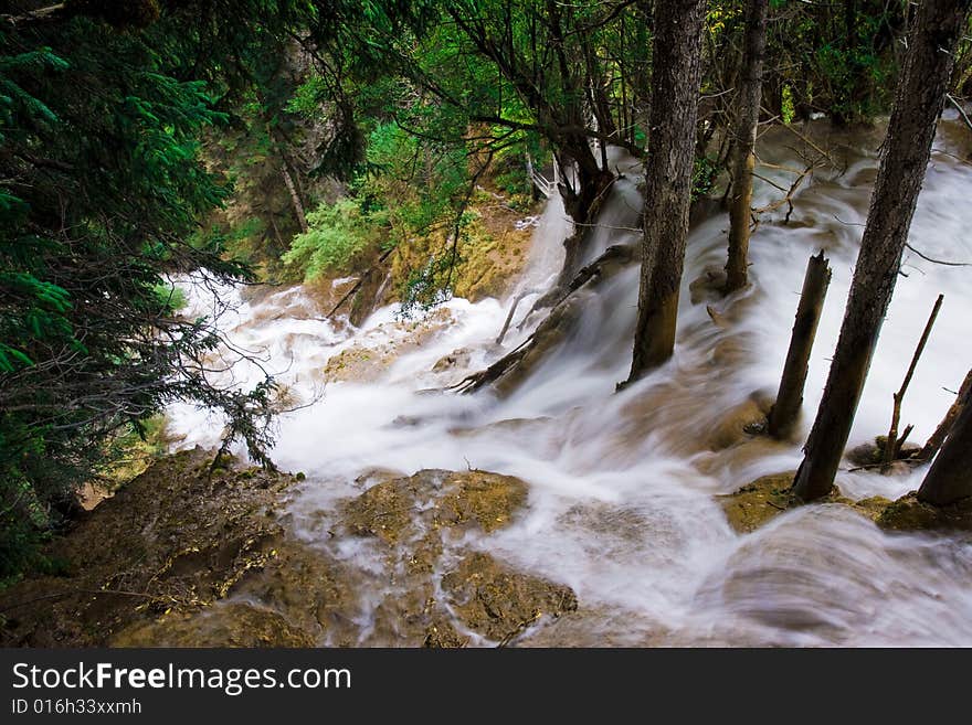 The flow of the falls is very beautiful, like silk