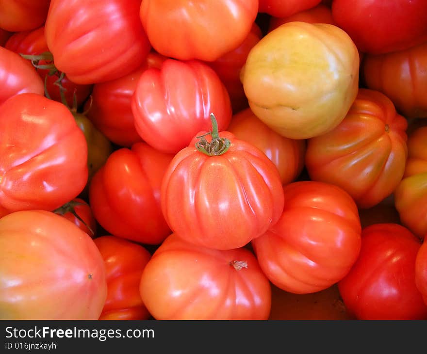 Fresh red tomatoes