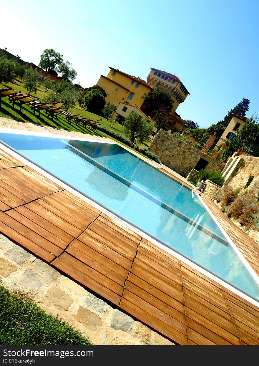 A wonderful shot of a countryside pool in a Florence's neighbours villa