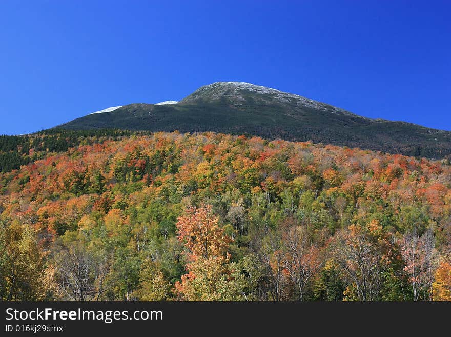 Mount Washington in fall with snow