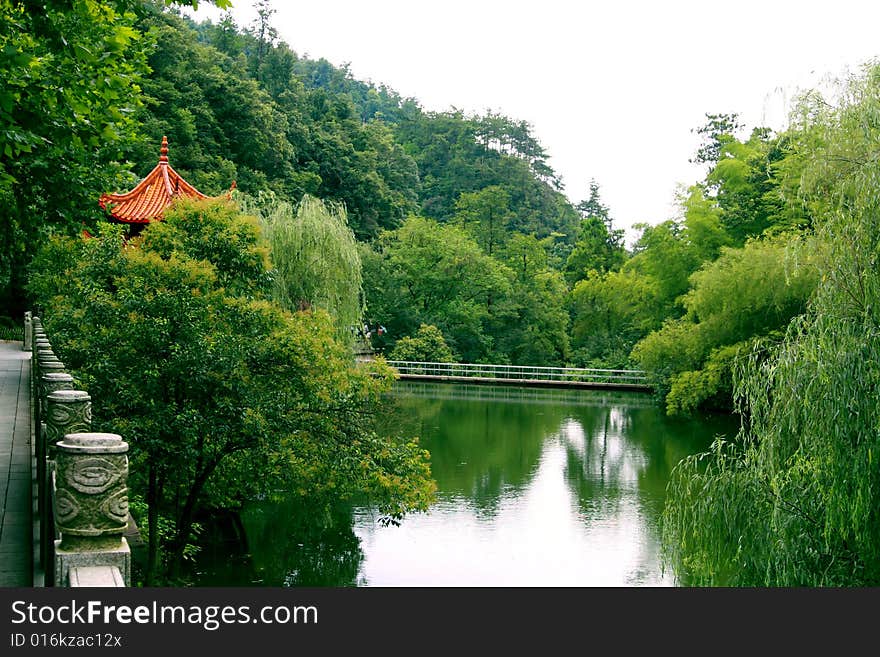 Trees and  pavilion  in the Park。. Trees and  pavilion  in the Park。