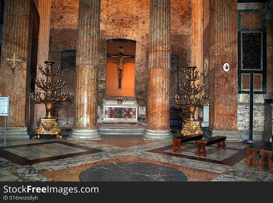 Rome-the pantheon (inyerior picture). Rome-the pantheon (inyerior picture)