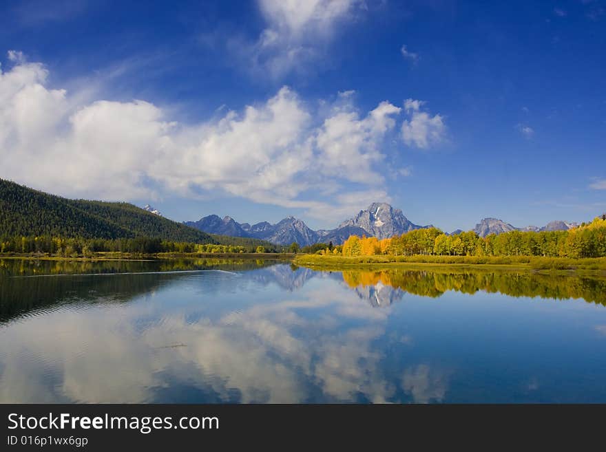 Fall Colors on the Oxbow Bend Grand Tetons