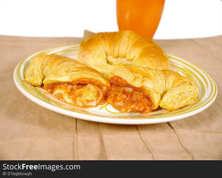 Pizza croissants