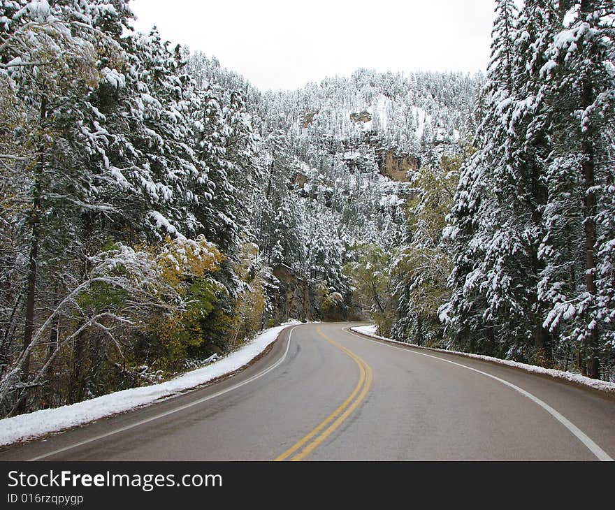 Driven Threw Spearfish Canyon - Winter