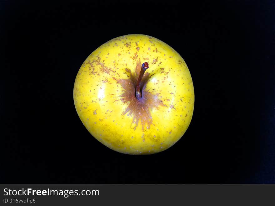 yellow apple