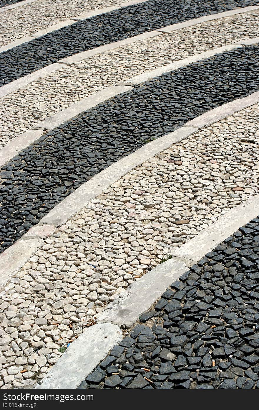 Black and white stones in diagonal lines