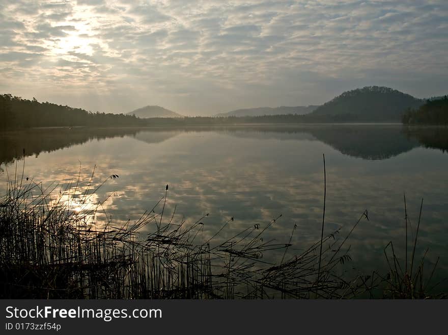 Morning on the lake