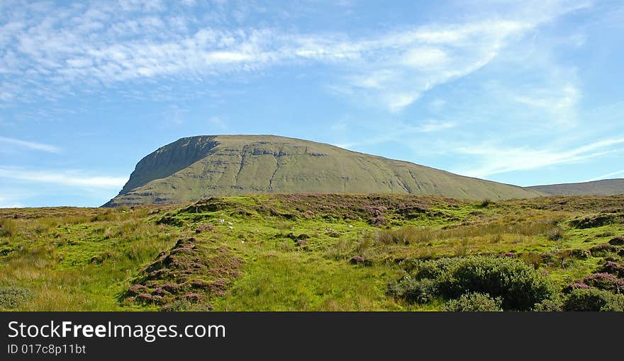 Hills of the Quirang 01