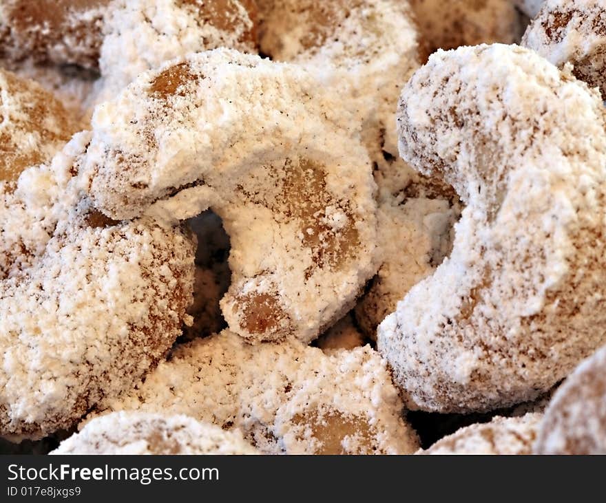 Many vanilla cornets with powdered sugar