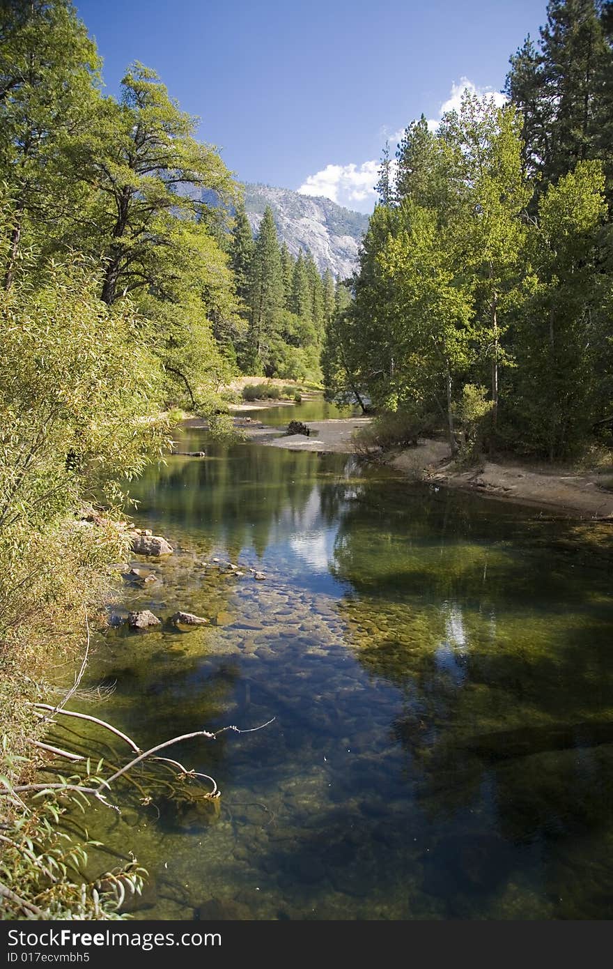 Yosemite valley in the early autumn. Yosemite valley in the early autumn