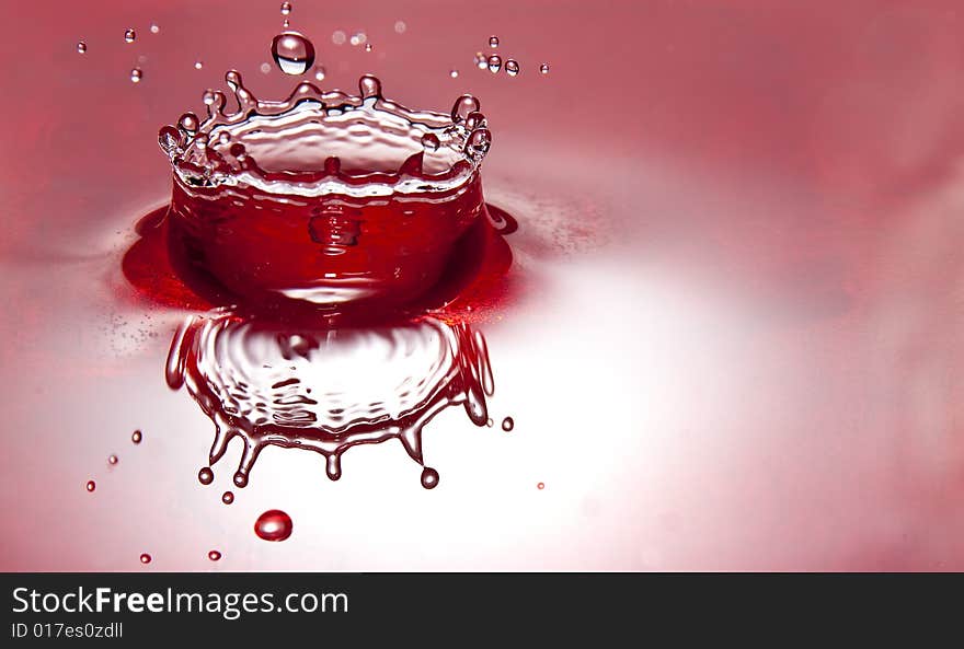 Red liquid crown