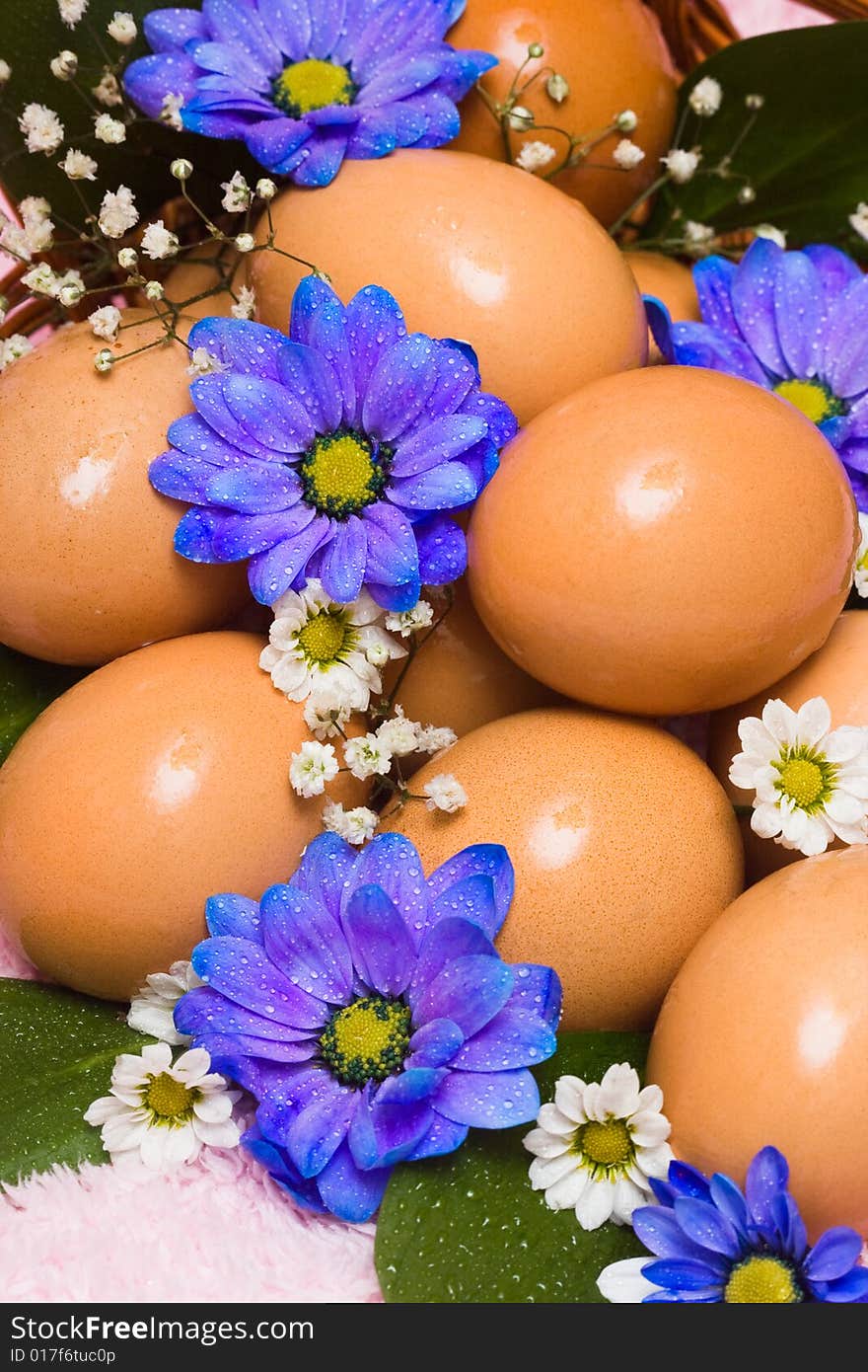 Easter Egg With Flowers