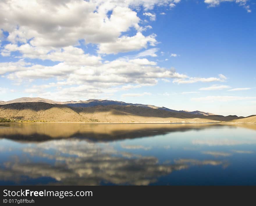 View of Lake Topaz to the northeast on a cloudy afternoon. View of Lake Topaz to the northeast on a cloudy afternoon.