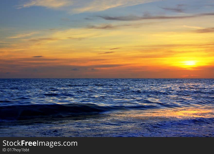 Saturated, Technicolor sunset at the seaside