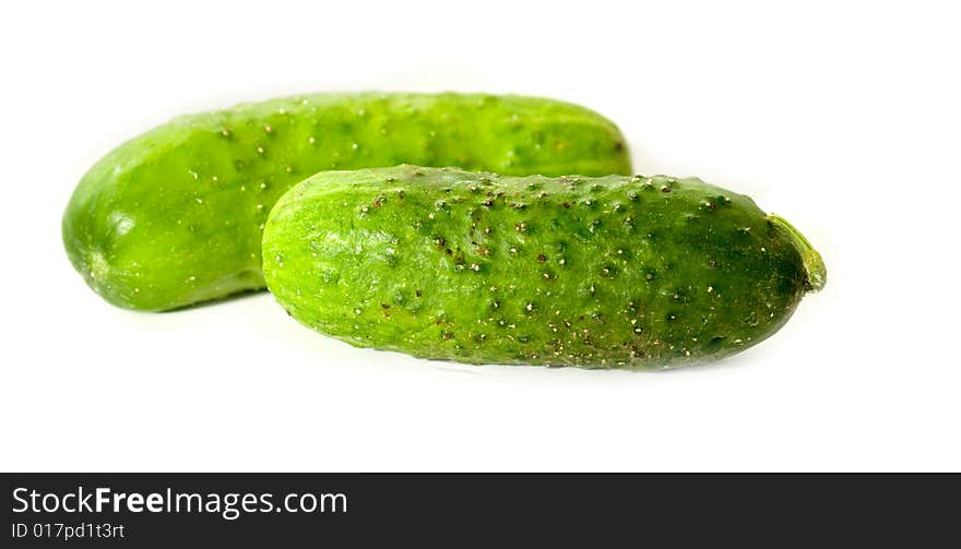 Pair cucumbers.