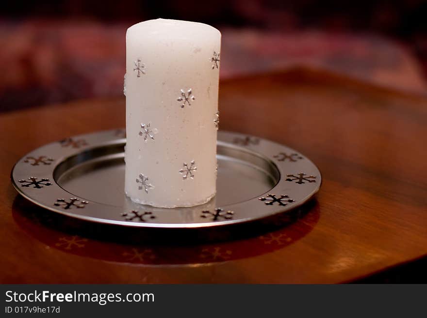 Single candle