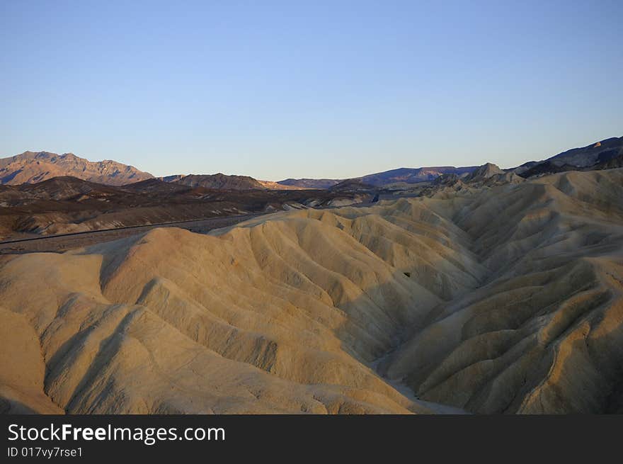 Sun set over the mountains around Death Valley