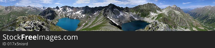 Blue&Black Lakes of Murundzhu