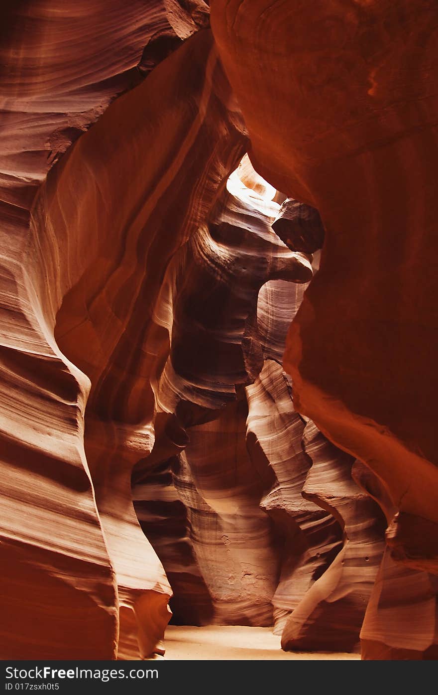 Antelope canyon caverns in arizona