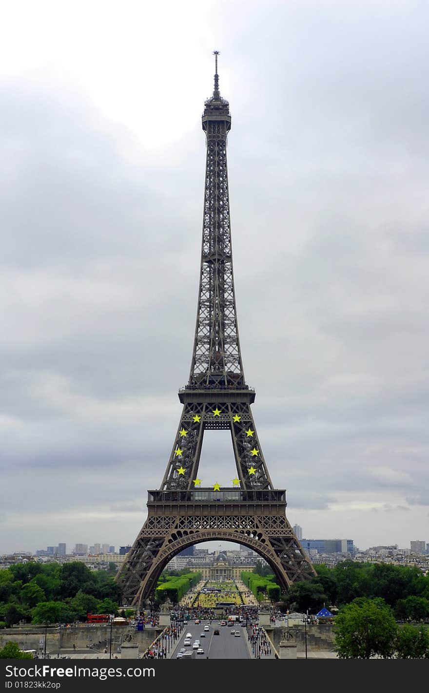 Tour d Eiffel 2