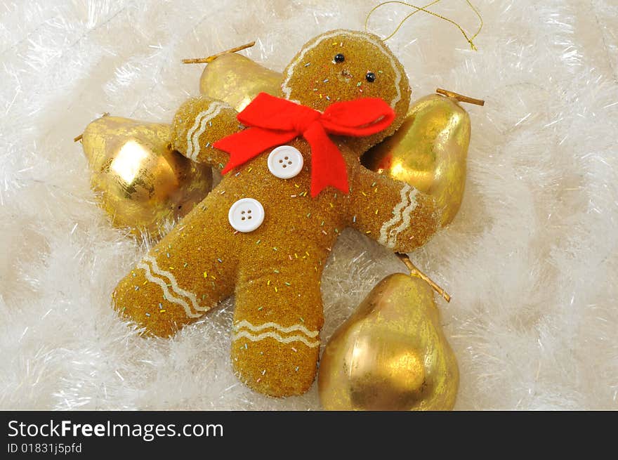 Gingerbread Man with Golden Pears