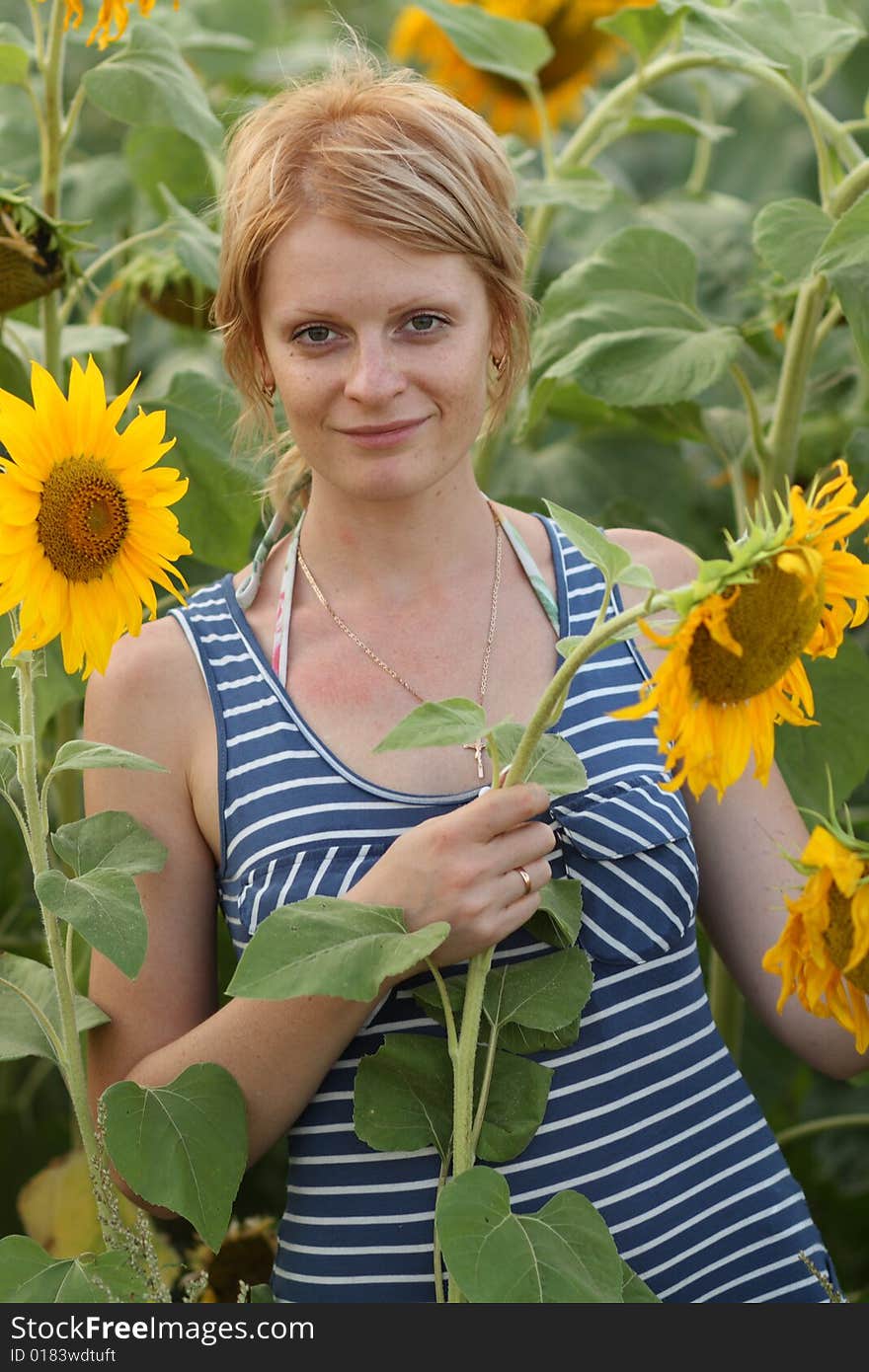 Beaty girl in field