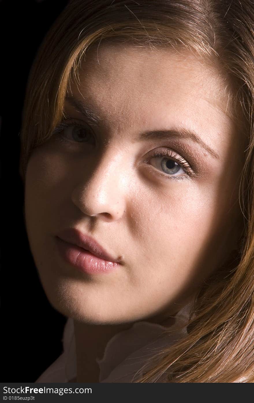 Beautiful young hispanic woman in closeup