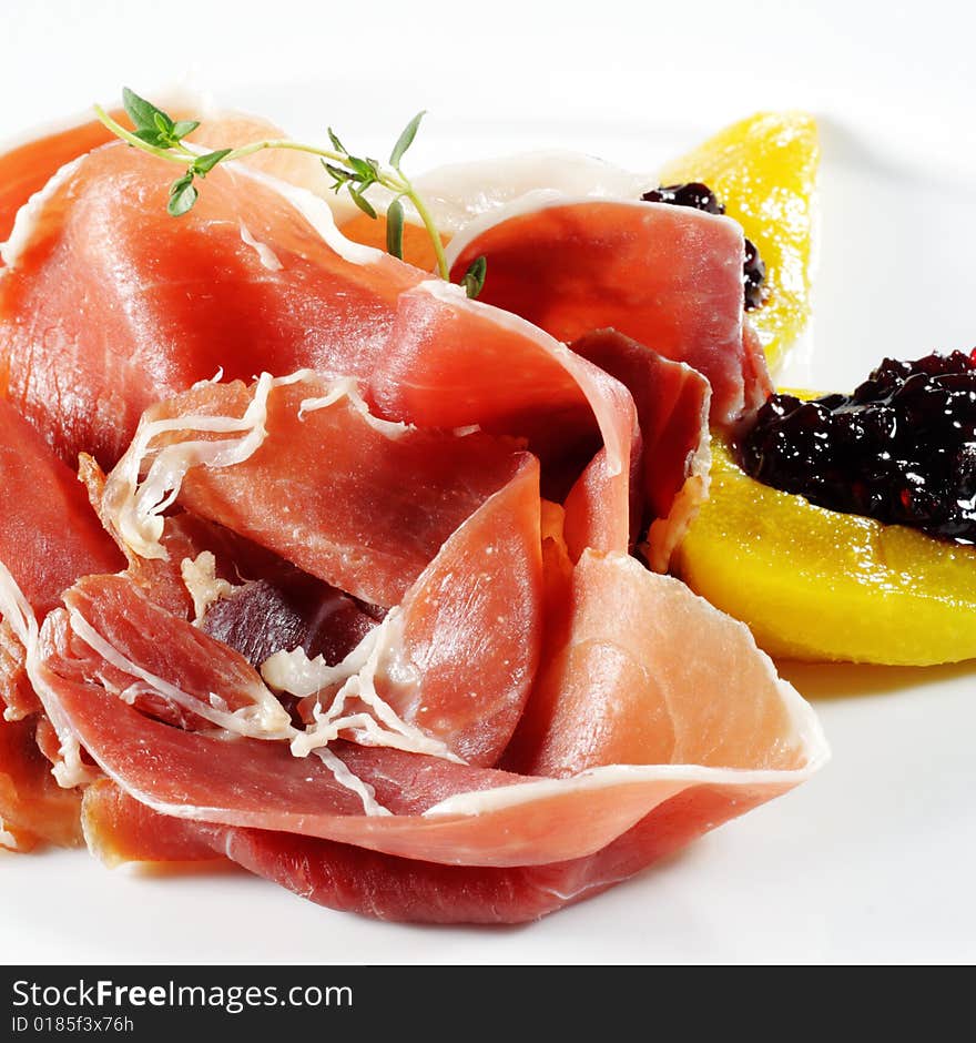 Ham with Pear and Berries