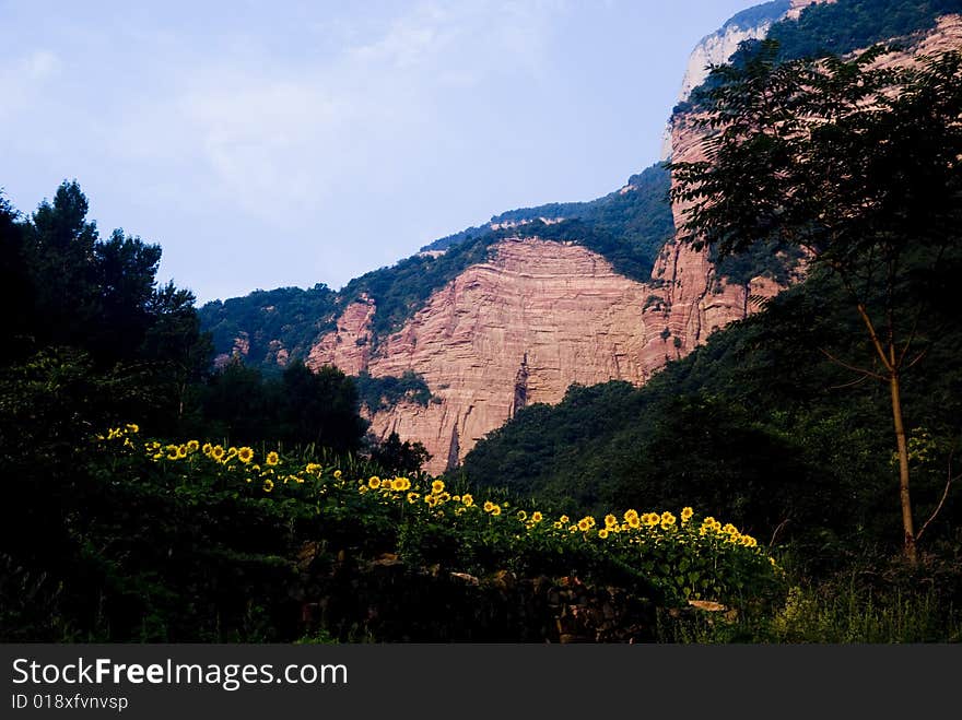 Morning of Zhangshiyan Mountain