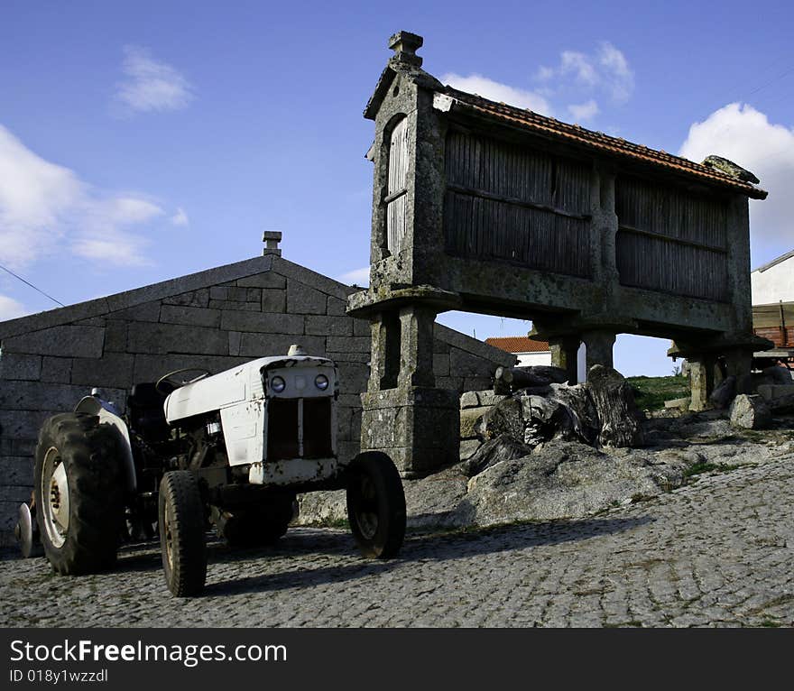 Typicall image of Galician country, Tractor and Orreo.