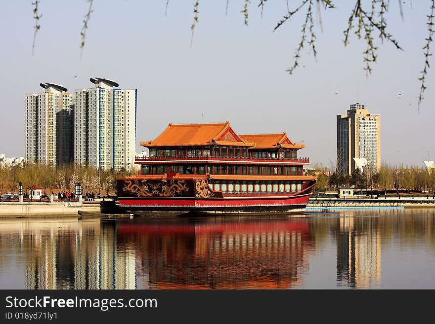 Chinese ancient ship