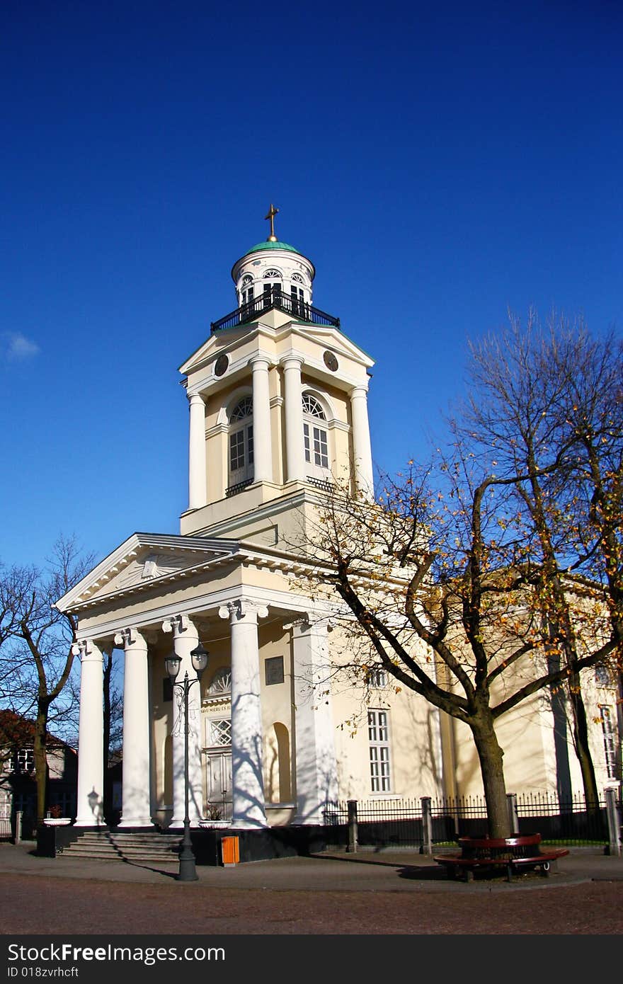 Cityscape to church on old town