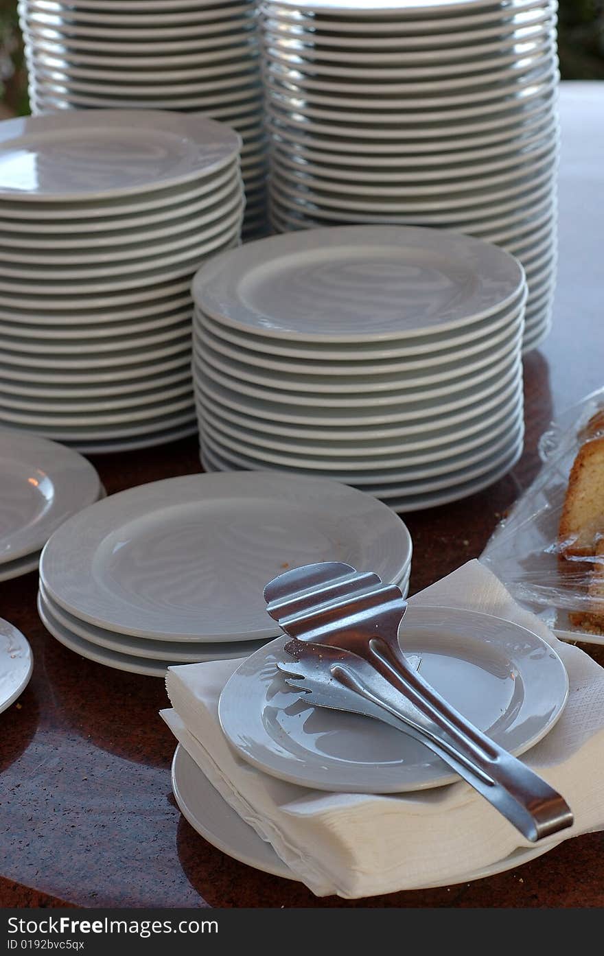 The Dish on the Table.
Kitchen on the beach.