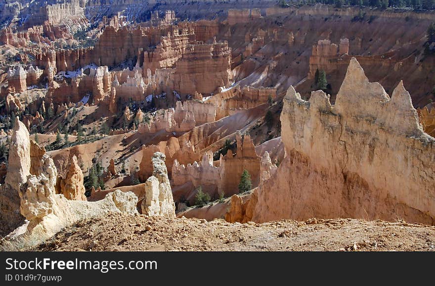 Colorful hoodoo formations in Queens Garden late afternoon light, captured in Bryce Canyon National Park in Utah. Colorful hoodoo formations in Queens Garden late afternoon light, captured in Bryce Canyon National Park in Utah.