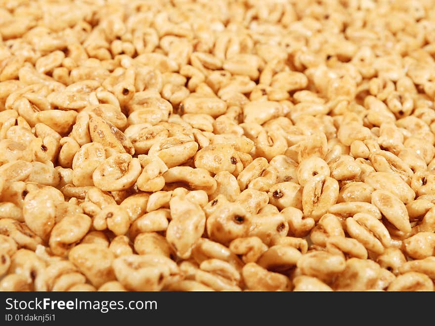 Popped wheat grains