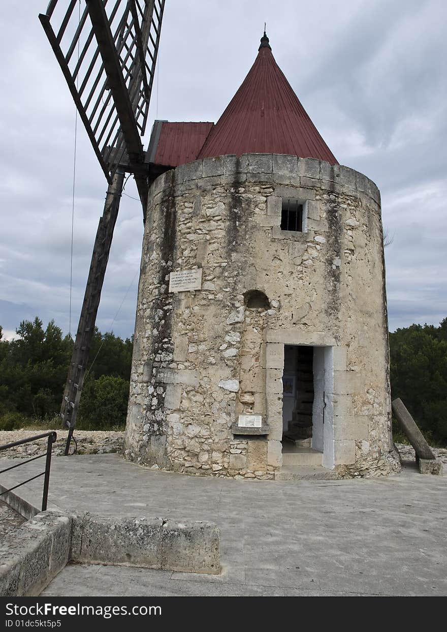 Fontvielle - Daudet S Windmill