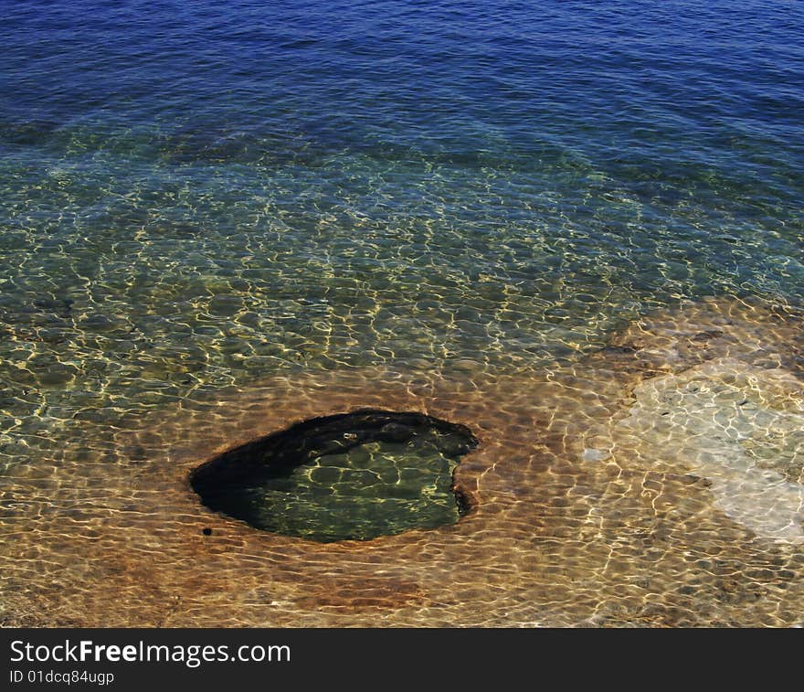 A heart shape geyser in yellowstone