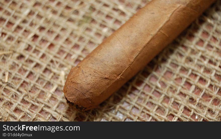 Cuban cigar on hessian canvas