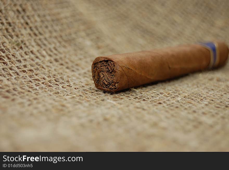 Cuban cigar on hessian canvas