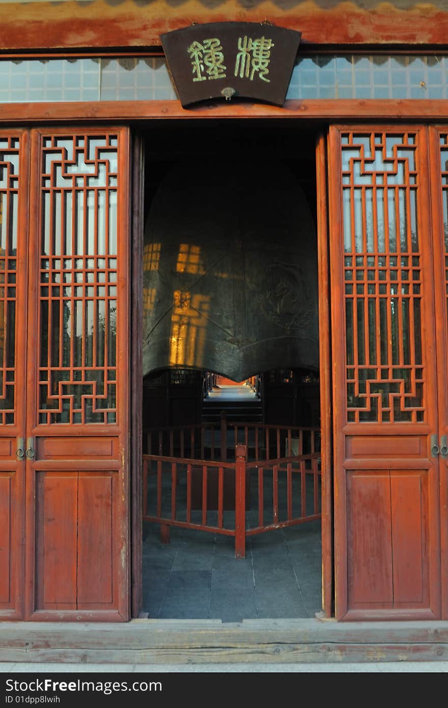 Located at Suzhou Panmen Scenery Area. Located at Suzhou Panmen Scenery Area