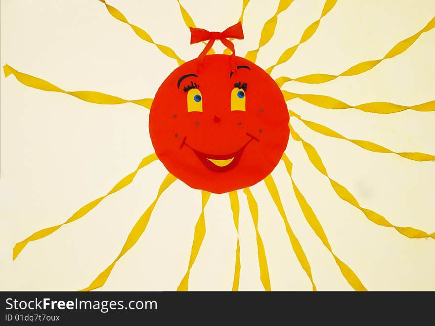 Smiling sun