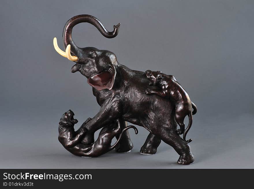 19th Century Japanese bronze elephant.