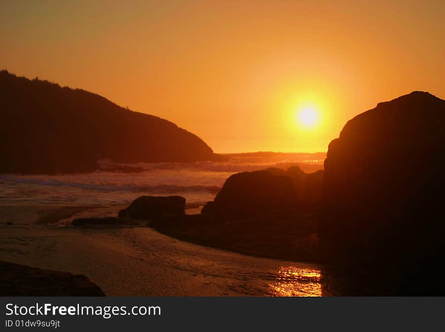 An Oregon sunset, off the coast in Lincoln City