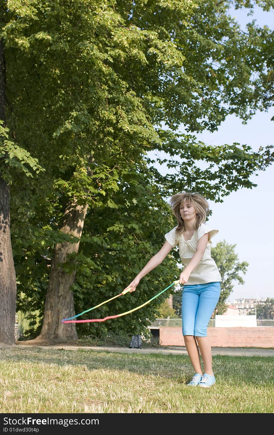 Teenager jumps on skipping rope