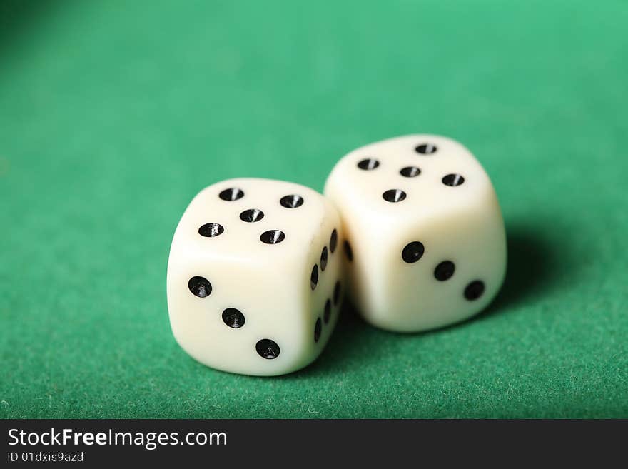 Dice Pair 5s