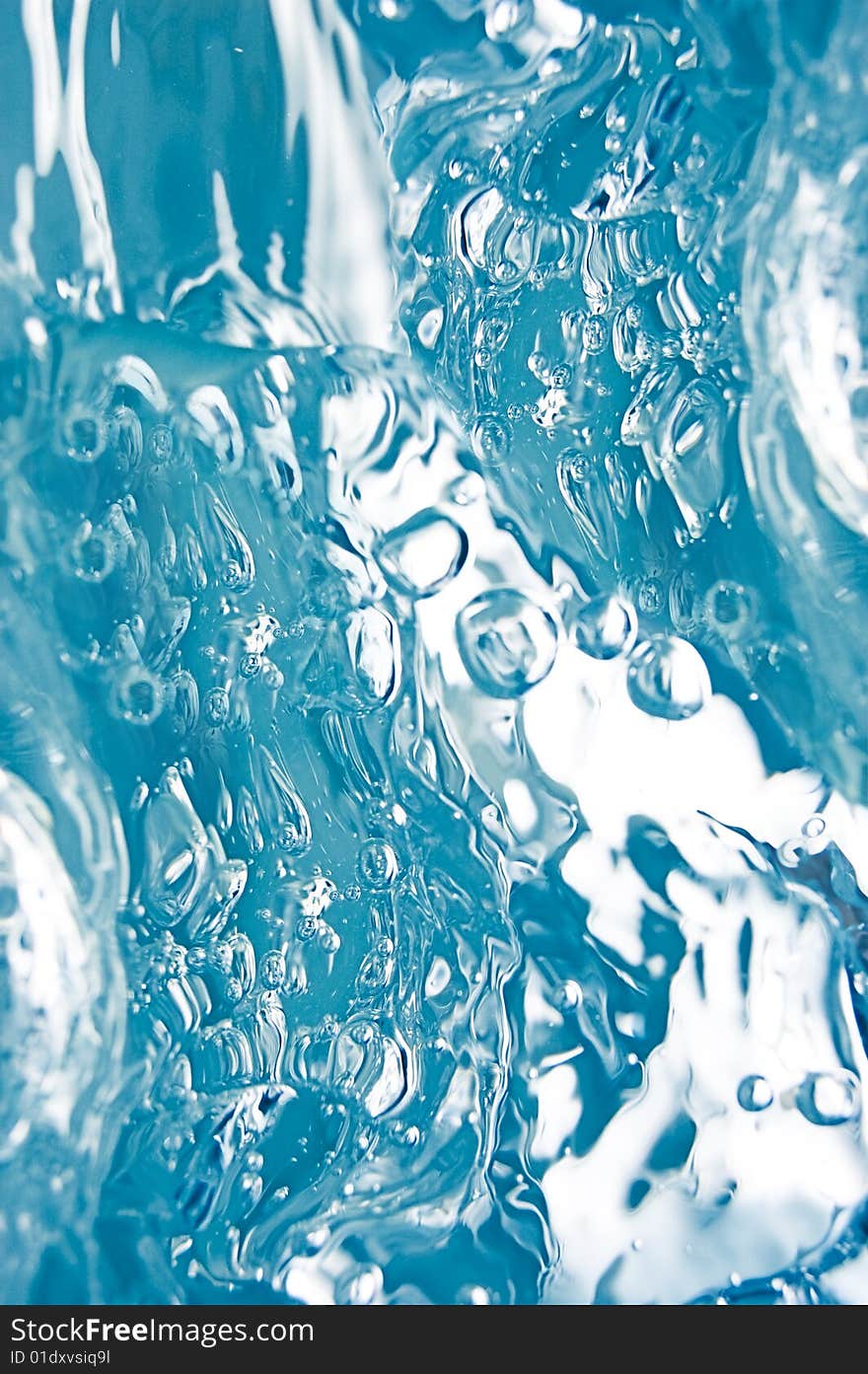 Blue water background with bubbles